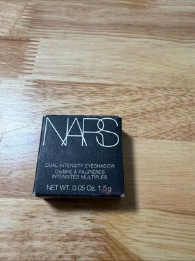 NARS Dual-Intensity Eyeshadow in Black Compact
